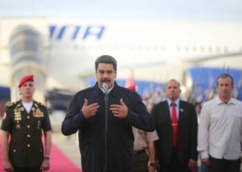 Presidente Maduro llega a Venezuela tras gira internacional