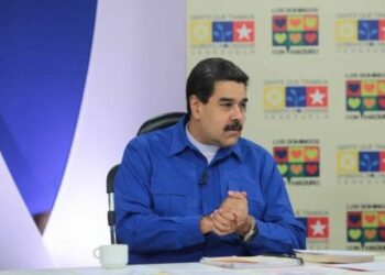 Maduro anuncia reanudación del diálogo con oposición próximamente