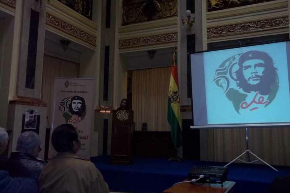 Inauguran encuentro por 50 años de la presencia del Che en Bolivia