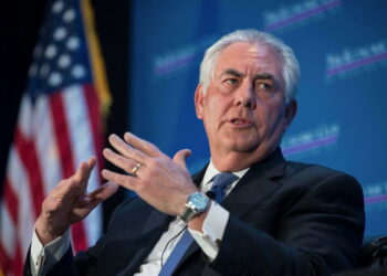 Internautas sirios se burlan de declaraciones de Tillerson contra Assad