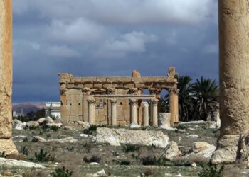 Siria denuncia la destrucción de partes de su patrimonio artístico por el Frente al Nusra