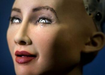 El robot saudí que tiene más derechos que mujeres e inmigrantes