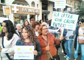 Ampas de Córdoba salieron a la calle por la Climatización sostenible en los centro públicos docentes
