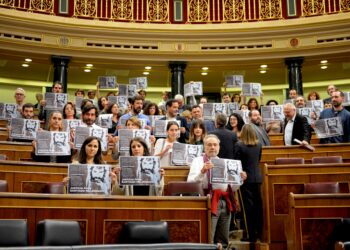 Unidos Podemos exige justicia para Santiago Maldonado