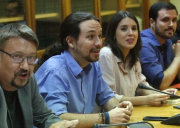 El Congreso y el Senado han excluido a Unidos Podemos de la organización del 40 aniversario de la Constitución