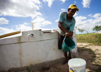 Brasil. Con un corte del 92%, el gobierno amenaza con extinguir el programa de cisterna premiado por la ONU