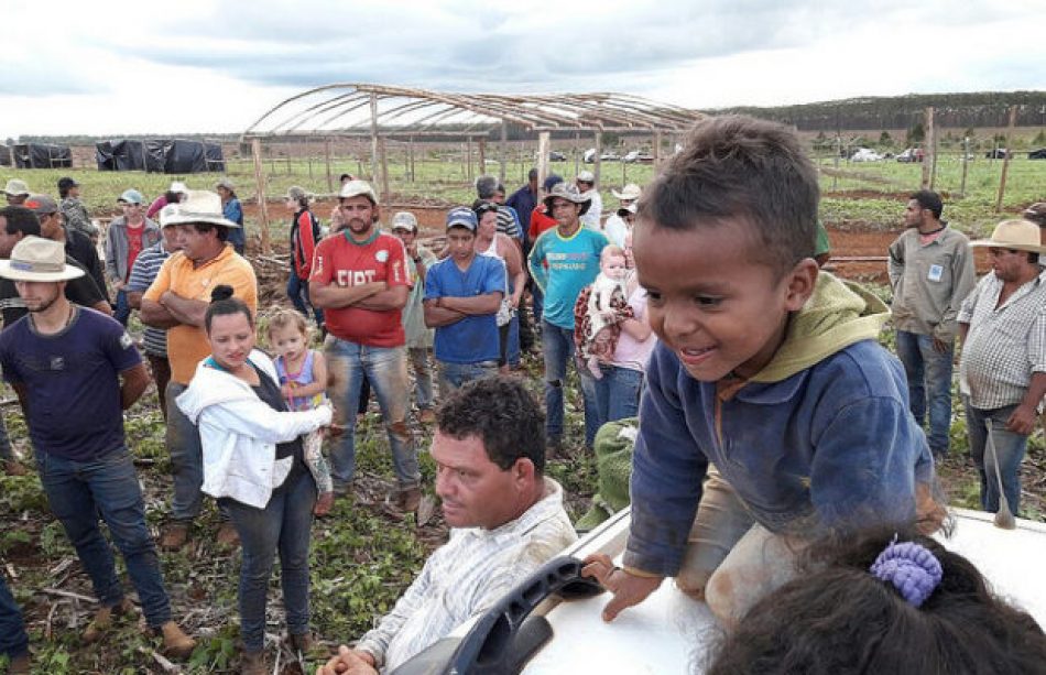 Brasil. Cerca de 500 familias sin tierra ocupan latifundio improductivo en Sacramento (MG)