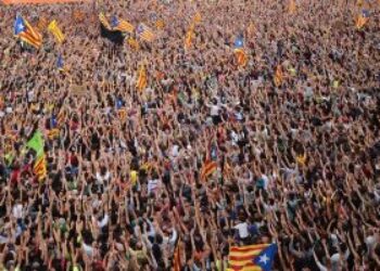 Sindicatos de clase de todo el Estado se solidarizan con el pueblo catalán