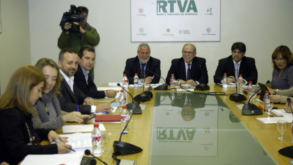 Los Presupuesto del Gobierno andaluz “siguen privilegiando a los directivos de la RTVA” y muestran la “falta de respeto” hacia Canal Sur