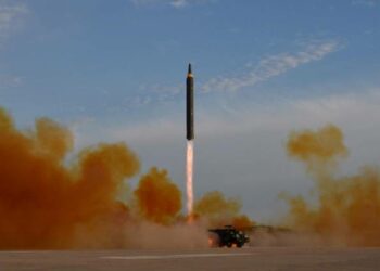 Corea del Norte prueba misil nuclear capaz de alcanzar todo el territorio de EEUU