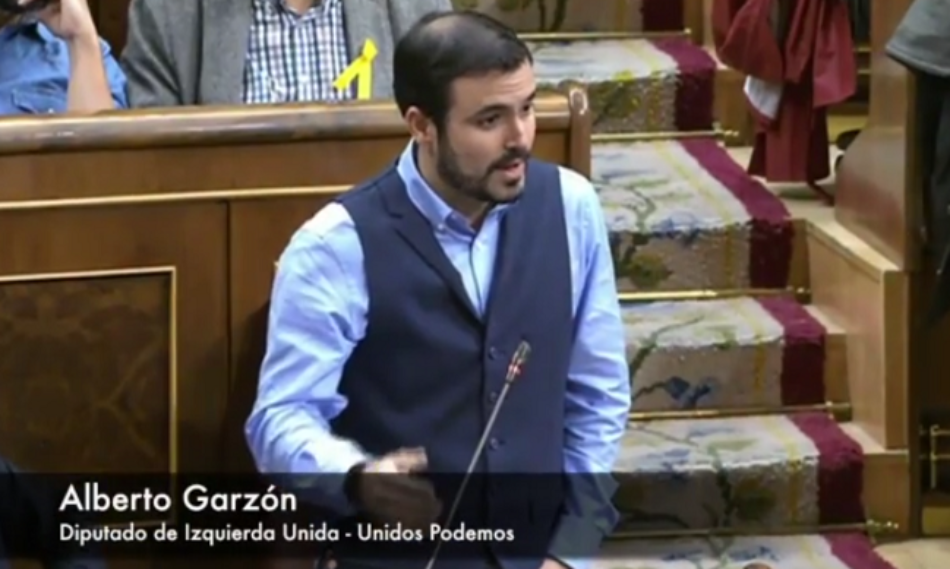 Garzón reprocha a Montoro que su Gobierno es el “verdadero antisistema” por “traducir el crecimiento económico en desigualdad y en más recortes en sanidad, educación y prestaciones sociales”