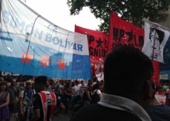 Argentina: Realizaron en Buenos Aires marcha juvenil contra la represión policial