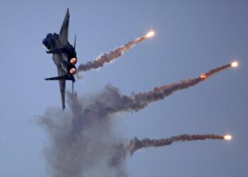 Aviones israelíes bombardean de nuevo la Franja de Gaza