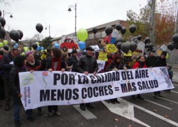 Ecologistas en Acción cierra su VII Congreso Confederal con una marcha por la calidad del aire en Valladolid