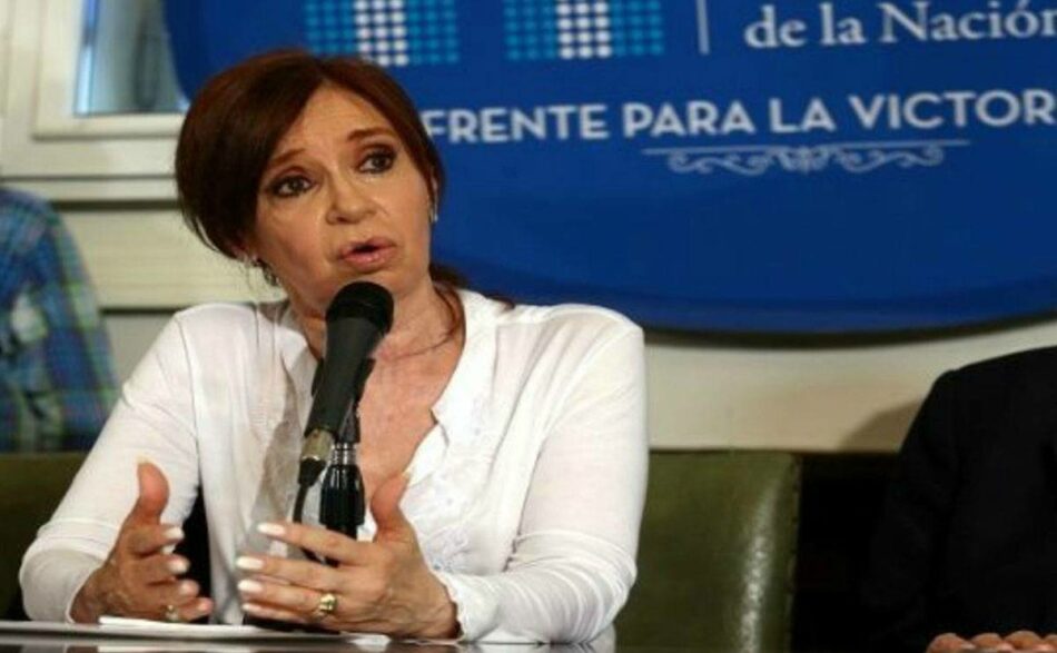 Decisión de juez Bonadio viola estado de derecho según senadora Cristina Fernández