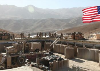 EEUU en alerta por revelarse sus secretas bases en Siria e Irak