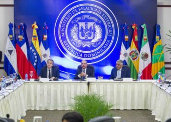 Oposición asegura que no firmará cualquier acuerdo con Maduro