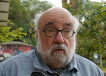 Entrevista al internacionalista vasco Iñaki Gil de San Vicente: “La democracia burguesa es la forma externa de la dictadura del capital”