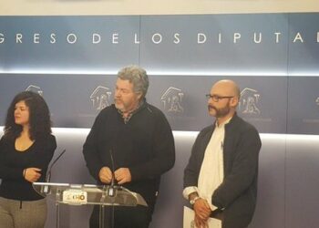 Unidos Podemos propone una reforma para considerar delito también el maltrato a animales salvajes