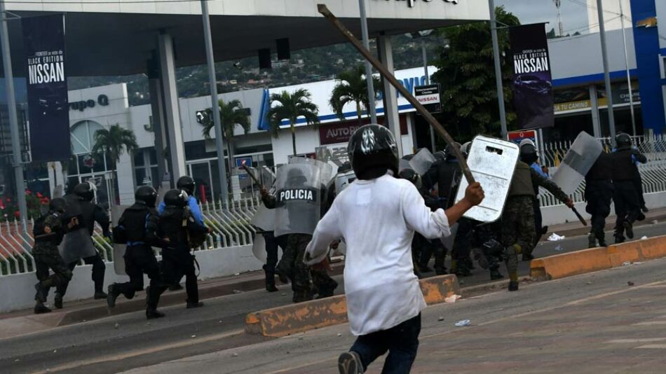 Un muerto, varios heridos y detenidos tras una nueva jornada de protestas de opositores en Honduras