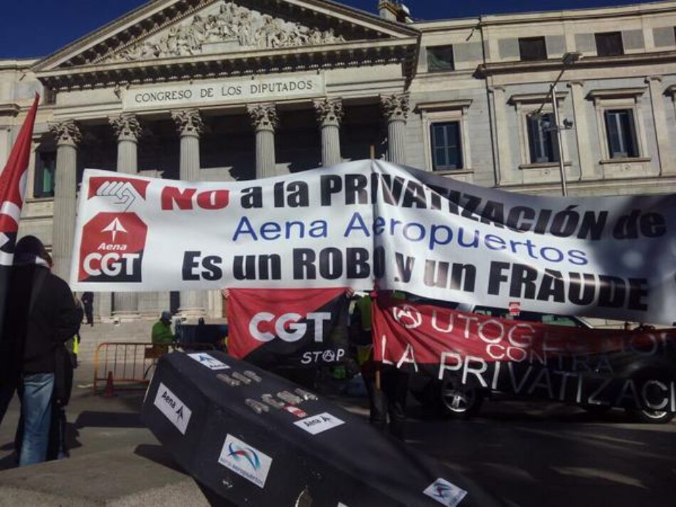 El sindicato CGT denuncia la temporalidad y la precariedad en los aeropuertos frente a unos crecientes beneficios de Aena