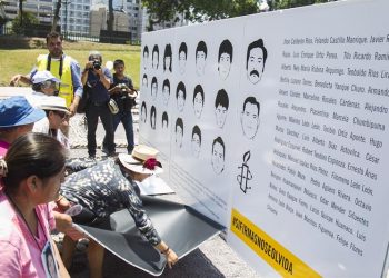Inauguran un mural en Lima en rechazo al indulto otorgado a Fujimori