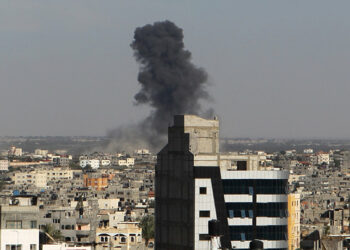 Israel ataca sede de Hamás en la Franja de Gaza