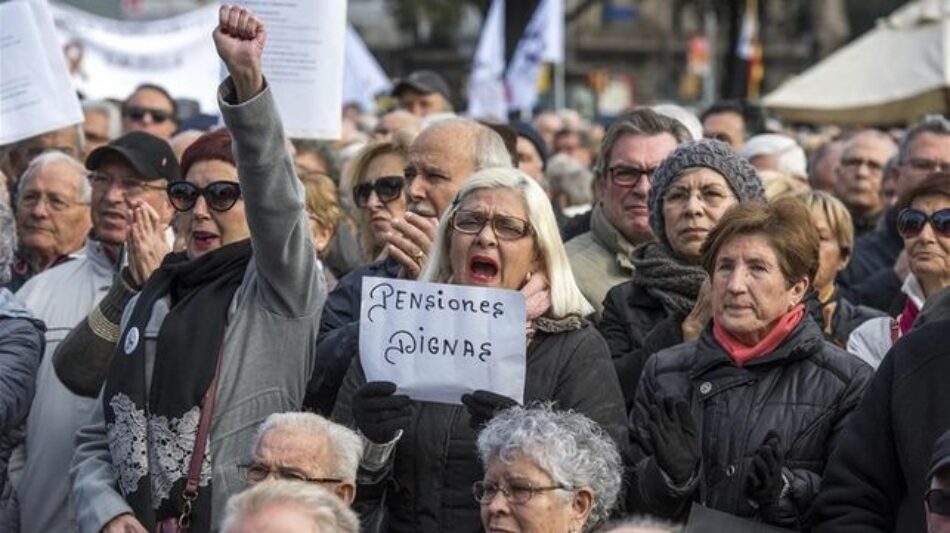 Garzón recuerda que Rajoy acude al Congreso a hablar de pensiones mientras su partido y Ciudadanos vetan la iniciativa del grupo confederal para subir las pagas igual que el IPC