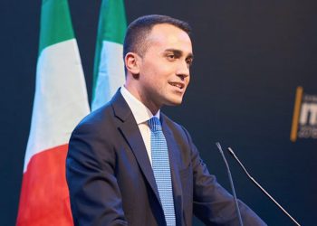 Una Italia sin gobierno renueva su política