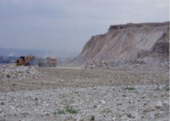 Multan a la minera Tolsa S.A. por extracción ilegal de sepiolita en un monte protegido