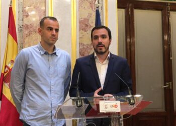 Garzón advierte al Gobierno de Rajoy que será “cómplice de los asesinatos en la guerra de Yemen” con la venta de corbetas a Arabia Saudí