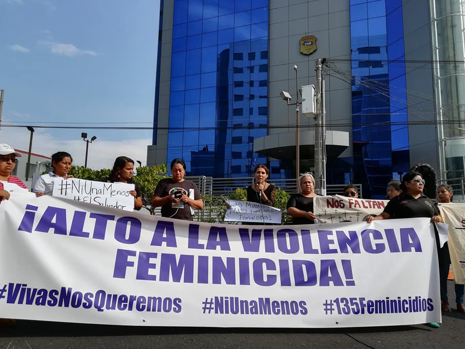 Piden Justicia Por Feminicidios En El Salvador Tercera Información Tercera Información 8273
