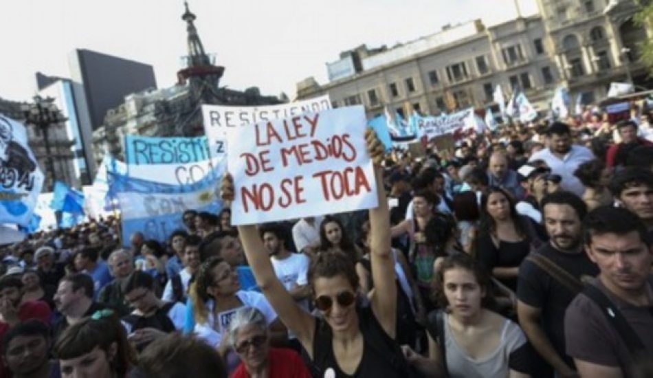 Aumenta la concentración de medios en Argentina