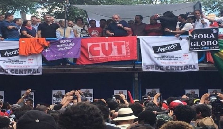 Lula da Silva en un vibrante discurso: “No pueden acabar con mis ideas y sueños, hay miles de Lula”