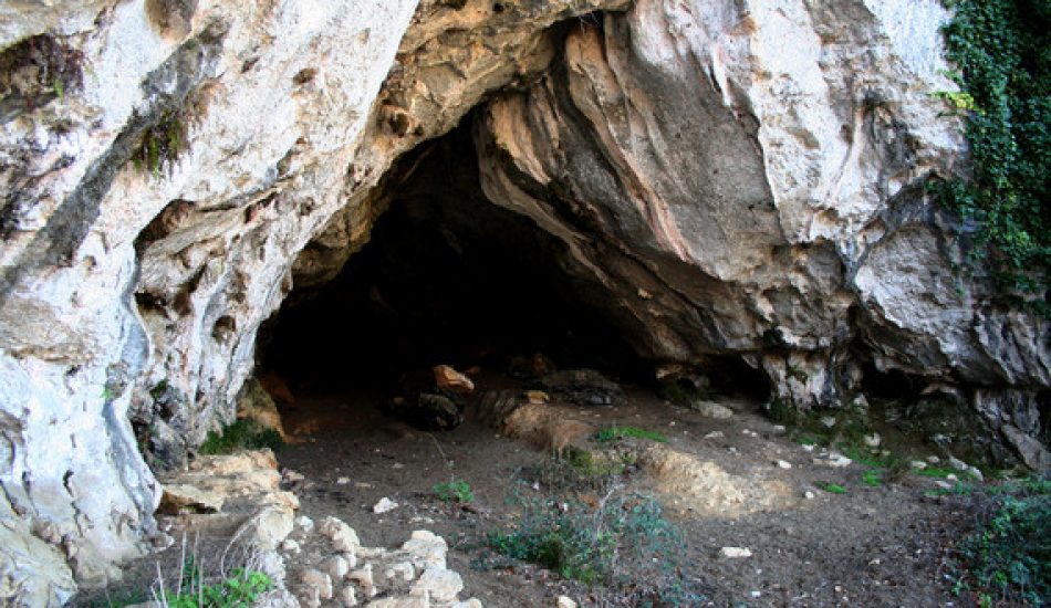 Neandertales y ‘sapiens’ convivieron menos de mil años en la región cantábrica