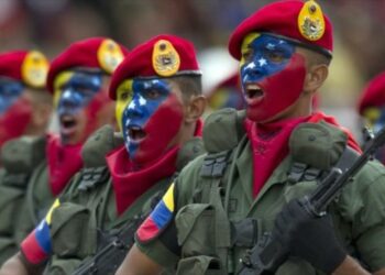 EEUU llama a los militares venezolanos a rebelarse contra el gobierno