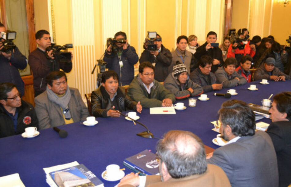 Bolivia. Gobierno abre mesa de diálogo con organizaciones de El Alto y aguarda participación de la UPEA