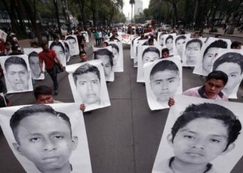 México. Caso Ayotzinapa: Tribunal ordena reanudar investigación y crear Comisión por la Verdad