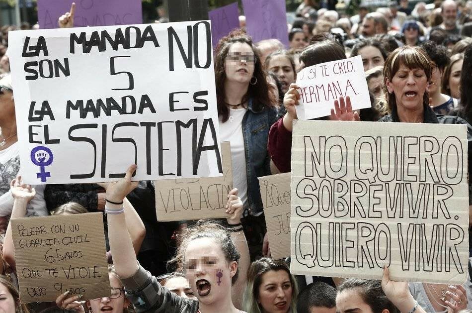 La Audiencia de Navarra ya no estima «riesgo de fuga y reiteración delictiva» y decreta libertad provisional para «La Manada»