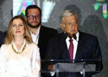 AMLO: Erradicar la corrupción y la impunidad será la misión principal de este nuevo Gobierno / ”Por el bien de todos, primero los pobres”, dijo