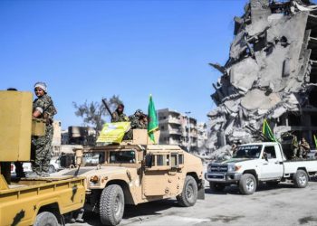 Las fuerzas kurdas acuerdan con el gobierno de Damasco la entrada del Ejército Sirio en Al-Raqa y Al-Hasaka