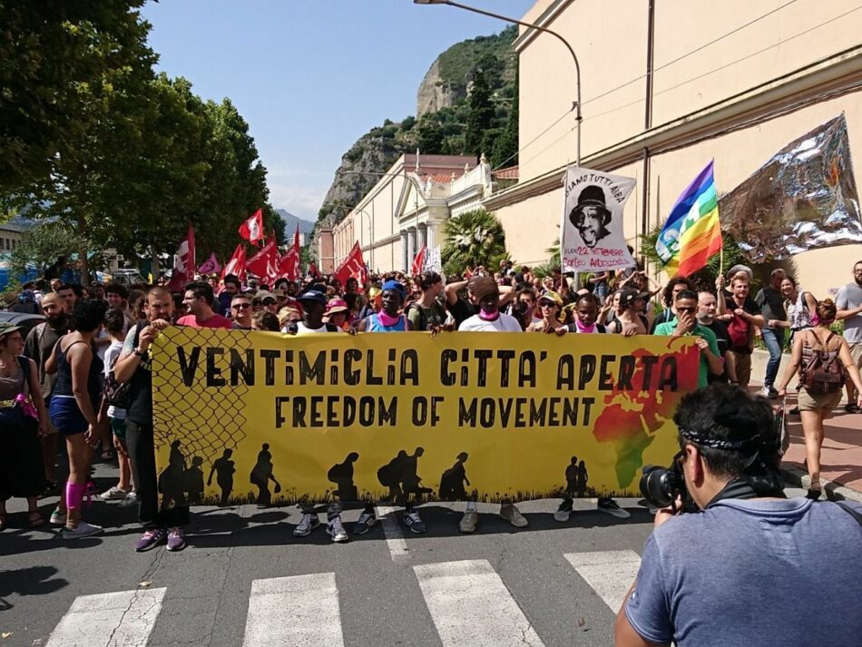 Caravana Abriendo Fronteras se moviliza en Vetinmiglia (Italia) por un permiso de residencia europeo