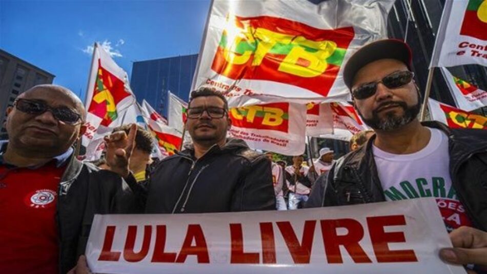 Los sindicatos brasileños salen a las calles contra las reformas económicas propuestas por Temer