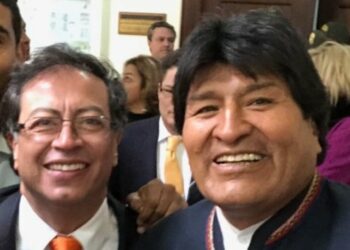 Evo Morales censura la injerencia militar que pide Uribe para Venezuela