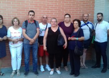Izquierda Unida se reúne con inquilinos afectados por los incumplimientos de la EMV de Alcalá de Henares y con la Asociación de Vecinos Tomás de Villanueva