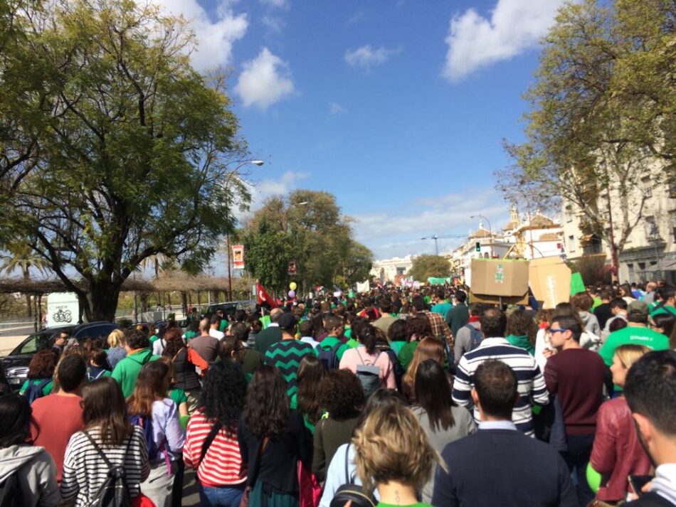 IU aboga por la redacción de una “nueva Ley de Universidades consensuada con el conjunto de la comunidad educativa”