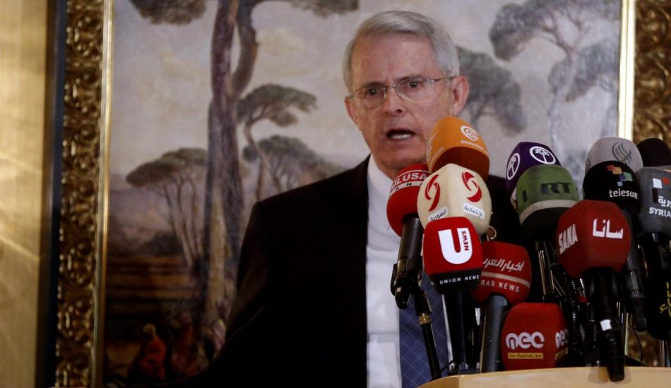 Un senador norteamericano denuncia el plan del MI6 para fingir un ataque con armas químicas en Siria