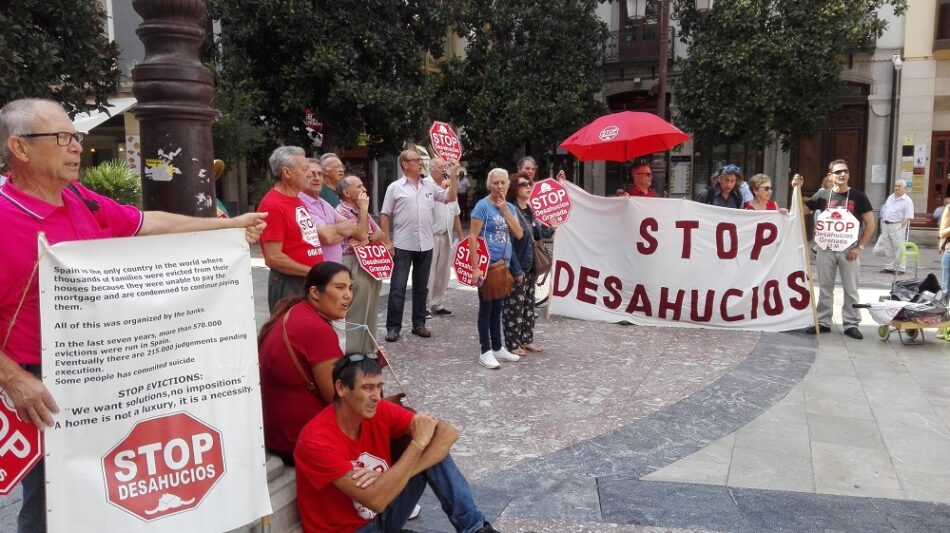 La familia de Rahal Bounaori, en situación de exclusión social, a punto de ser desahuciada por la Junta de Andalucía