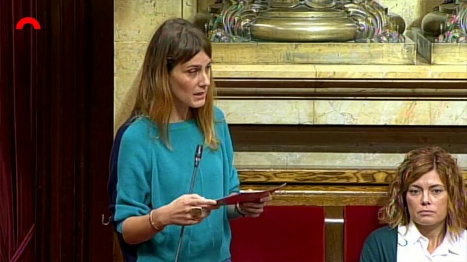 Els comuns arrenquen el compromís del Parlament d’augmentar un 35% el pressupost contra la violència masclista i de finançar les escoles bressol amb 1.600€ per infant