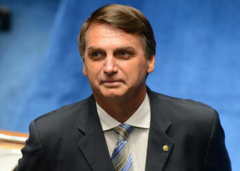 Bolsonaro rehuye y segundo turno electoral en Brasil no tendrá debate